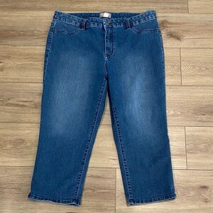 Chico's Dark Blue Ankle Capri Jeans Sz 2.5 or Misses 14